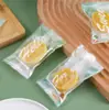 Nova Máquina de Bolo de Feijão Mungo Transparente Espessa - Sacos de Embalagem Selados, Sacos com Selagem Central para Bolo de Abacaxi Estilo Fresco, Caixas de Embalagem para Bolo de Flocos de Neve