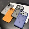 Adecuado para funda magnética con sensación de piel de agujero grande para Apple 17 Promax, funda protectora mate con sensación de piel para iPhone 16 15 Anti-Caídas 14