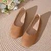 Outono 2026 Novo Mocassim Casual Fashion de Bico Redondo Retrô Slip-On para Mulheres Atacado