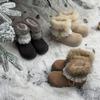 Otoño e Invierno 2025 Estilo Nuevo Milenio Peludos Versátiles Botas de Nieve Forro de Lana Aumento Interno Cálidos Zapatos de Algodón del Noreste Botines