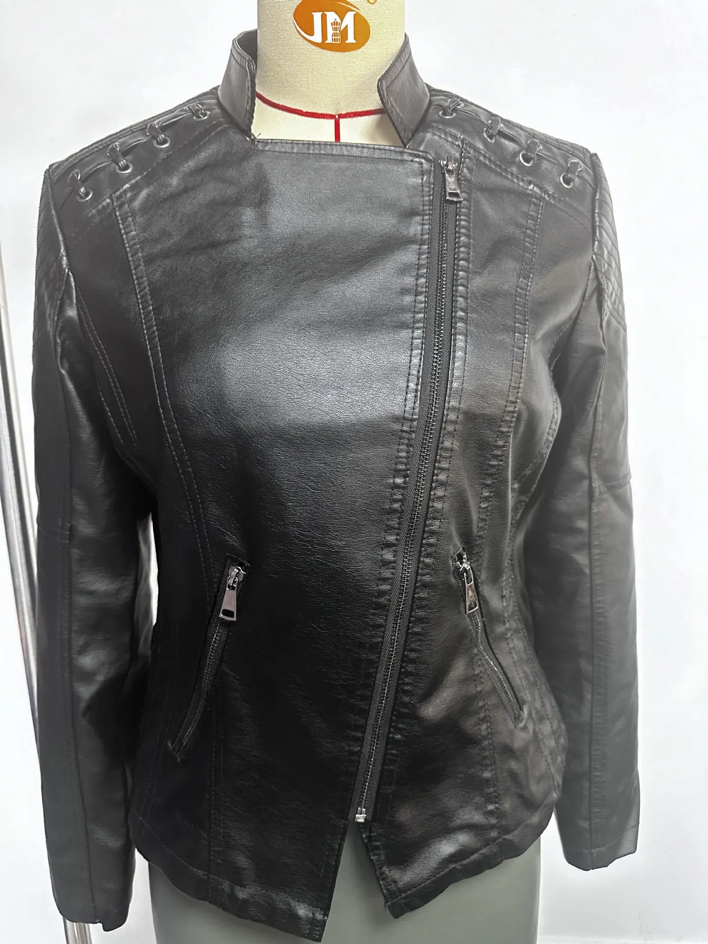 933469607513deb6af6cc-f110-477