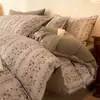 Juego de cuatro piezas vintage de algodón puro Clase A, funda nórdica y sábana de 100% algodón puro cepillado, juego de ropa de cama de tres piezas de lujo ligero para dormitorio