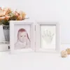 Porta-Retrato Moderno Simples de Madeira Maciça para Pegadas de Mão e Pé de Bebê, Porta-Retrato de Mesa para Foto Comemorativa de Bebê de 100 Dias