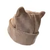 Gorro con orejas de oso de forro polar grueso de invierno para mujer, lindo gorro de pescador de pana con rayas verticales, gorro de color liso cálido con orejeras