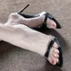 Primer Encuentro con Ji Yujie: Sandalias de Verano para Mujer con Tacón de Aguja Negro, Punta Fina, Punta Abierta, Tira Transparente y Tacón Alto para Uso en Exteriores