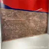 Gran Mural de Bronce en Relieve con Personajes Folclóricos del Ejército Rojo, Muro Cultural para el Campus de la Gran Muralla, Muro Cultural con Placa de Medicina Tradicional China