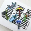 Llavero Colgante Espada de Minecraft de Dibujos Animados Creativo Yo Soy Mundo Tótem de Muerto Viviente Muñeco Colgante Figura Venta al por Mayor