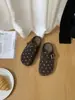 Sapatos femininos tipo mule Baotou para uso externo, novidade outono 2026, sapatos slip-on estilo francês de sola grossa