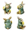 Estatua de conejo de Pascua, esculturas de conejos, figuritas coleccionables de primavera, adorno de conejo hermano con una sudadera con capucha y un pollito en sus manos, decoración de mesa de primavera verano de Pascua, regalo de Pascua, decoración para fiesta