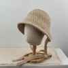 Gorro de pescador tejido estilo japonés con abertura trasera y nudo de corbata, versión coreana, adecuado para cabezas grandes, te mantiene abrigada, hace que tu cara parezca más pequeña y protege tus orejas del frío.