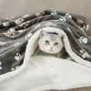 La Manta Más Vendida para Mascotas de Amazon Felpa de Franela Terciopelo Sherpa Espesa de Doble Capa Manta para Mascotas Esterilla para Perrera