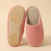 Chinelos de Casa de Algodão Macios Silenciosos Estilo Japonês Transfronteiriços Femininos Quatro Estações Simples Leves Para Interior Casal Tecido Chinelos Masculinos