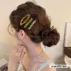 Presilha de cabelo retrô única, doce e legal, para mulheres, presilha simples de alto valor estilo francês para franja, acessório de cabelo de presilha para franja personalizado e estiloso