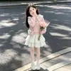 Novo Conjunto de Primavera e Outono para Meninas Mais Velhas: Conjunto Duas Peças: Moletom Gola Alta Doce e Fresco com Saia Bolo de Renda Delicada Estilo Coreano