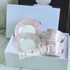 Taza de Café y Platillo de Porcelana Fina Estilo Europeo Transfronterizo Taza de Cerámica D Hogar Patrón de Cuadrícula Simple Juego para el Hogar Taza para el Té de la Tarde