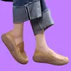Sapatos Casuais, Sapatos Femininos de Couro Macio com Solado Grosso, Novos Estilos de Mocasins Femininos para Primavera e Outono, Sapatos de Balanço Slip-On