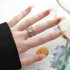 Anel Aberto com Design de Nicho Interessante Feito de Aço Inoxidável, Anel para Dedo Indicador com um Toque de Luxo Leve, Moderno e Fashion, Acessório Versátil Estilo Coreano