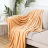 Venta al por mayor de mantas de franela de color liso, mantas de forro polar coral, mantas para siesta, mantas para aire acondicionado, mantas cubiertas multifuncionales, mantas de regalo