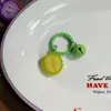 Llavero colorido de frutas con cascabeles, sandía, granada, guayaba, colgante de juguete de comida en miniatura, accesorio versátil para bolso