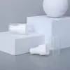 Bomba de polvo cosmético de presión de 24 dientes con boquilla tipo pico, bomba de polvo de cobertura total PP/AS, blanco transparente