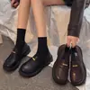 Mocasines negros de estilo británico retro con suela gruesa para mujer, nuevos de otoño 2026, zapatos pequeños de cuero para uniforme JK japonés