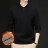 Sudadera de terciopelo gruesa con forro polar, estilo igual que en transmisión en vivo, para hombre, nueva para el invierno 2025, de un botón, cuello en V, camiseta cálida de capa base para hombre