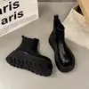 Nuevas Botas de Moda Versátiles de Suela Gruesa para Adelgazar para Personas Bajas Suela de Plataforma 2026 Botas Martin Botas Cortas para Mujer