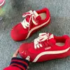 Zapatillas Blancas de Mujer Estilo Alemán con Suela Gruesa de Nicho, Modelo Popular Nuevo Otoño 2026, Zapatos Versátiles Campus Casual con Panel de Cuero