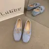Zapatos planos y elegantes de estilo francés para la noche con tiras cruzadas de encaje, punta cuadrada poco profunda, versátiles bailarinas de ante para el trabajo para mujer