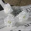 Atacado de fábrica de rosas de diamante de três cabeças para materiais de decoração de casamento, noivado, aniversário e festa de primeiro aniversário