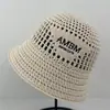 Sombrero de Pescador Coreano Bordado con Letras para Primavera y Verano para Mujer, Sombrero Cubre-Rostro Casual Calado que Hace que la Cara Parezca Más Pequeña, Sombrero de Sol de Copa Redonda