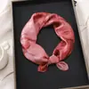 53 Lenços de Seda com Sensação de Luxo Leve e de Alta Qualidade, Lenço de Seda 100% Amora, Lenço Quadrado Elegante, Presente de Dia das Mães