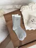 26 Nuevos Calcetines de Algodón para Mujer Estilo Serie Gris Otoño/Invierno Moda Coreana Lunares Florales Lazo Media Pantorrilla Calcetines Cómodos