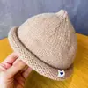 Chapéu infantil coreano outono e inverno chapéu de proteção de ouvido quente chapéu de letra moda bebê moda malha pulôver chapéu de lã