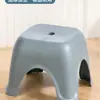 Banco de plástico taburete para niños taburete doméstico escalón antideslizante taburete de goma engrosada pie para adultos taburete bajo para bebé taburete pequeño para baño