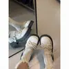 Zapatos de cuero versátiles para mujer estilo británico, modelo nuevo primavera-verano 2026, adecuados para combinar con faldas, zapatos Mary Jane negros con moño estilo colegial