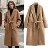 Za Comercio Exterior Venta al por mayor transfronteriza Ropa de mujer estilo europeo y americano Invierno Nueva moda Abrigo largo con cinturón