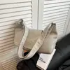 Las Bolsas Pequeñas de Moda Súper Populares de Este Año para Mujer 2026 Nueva Bolsa Cruzada con Decoración de Mariposa Bolso de Hombro Único Bolso de Mano Debajo del Brazo Bolso Cruzado
