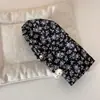 Atmósfera de Otoño e Invierno Francés Pinza de Banana Floral Blanco y Negro Dulce Estilo Literario Versátil de Alto Valor Accesorios para el Cabello