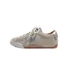 Zapatillas de entrenamiento alemanas retro con pedrería de estrella para mujer en stock, nuevas de otoño 2026, zapatillas deportivas casuales de moda versátiles, estilo Forrest Gump