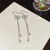 Pendientes de Borla de Circonita Súper Brillantes de Hada Lujo Accesible Gama Alta Dulces Populares Gancho para la Oreja Pendientes Elegantes de Nicho Pendientes para Mujer