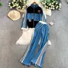 Jaqueta Jeans com Zíper Bordado de Letras Color Block Feminina Solta Emagrecedora Duas Listras Calça Wide-leg Conjunto de Duas Peças Roupa de Inverno