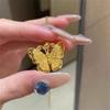 Colgante de Mariposa Flor Dorada Año del Dragón Marea Nacional Hueco Método Antiguo Cadena para Clavícula Dorada Mariposa Dorada para Mujer de Gama Alta