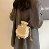 Moda Fresca Dulce Personalidad Bolso de Cadena con Perlas para Mujer 2024 Otoño Popular Nicho Bolso de Hombro Bolso Cruzado Bolsos