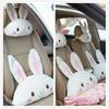 Almohada de Peluche de Conejo Rosa Sonrojado Tierna y Tímida Cojín para Pedir Deseos de Cumpleaños Más Manta de Franela Reposacabezas de Coche