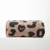 Set de toallas extragrandes con estampado de leopardo, incluye toallas de baño y toallas faciales, hecho de forro polar de coral, muy absorbente y de secado rápido, para venta al por mayor transfronteriza