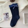 Nuevos Calcetines de Media Pantorrilla Otoño e Invierno en Azul Marino, Estilo Universitario Serie Miu, Calcetines Sin Costuras con Lazo, Accesorios para Mujer, Calcetines con Volantes de Encaje