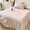 Falda de Cama de Algodón Cepillado Engrosado de Invierno Pieza Única Algodón Grado A Color Sólido Cubierta de Falda de Cama para Ocultar Imperfecciones con Borde de Falda