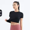 2026 Nova Moda Fitness Roupa Esportiva Manga Curta Feminina Justa Sexy Top Esportivo Cropped Curto Emagrecedor Secagem Rápida Camiseta