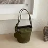 Bolsa de ombro feminina retrô transfronteiriça de grande capacidade, nova bolsa versátil da moda para o início do outono, bolsa de ombro